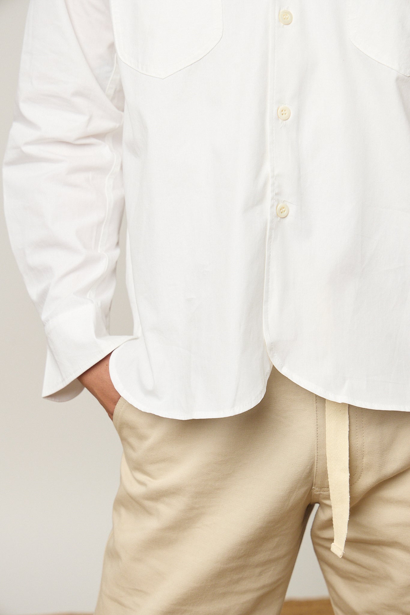 WHITE DRESS SHIRT